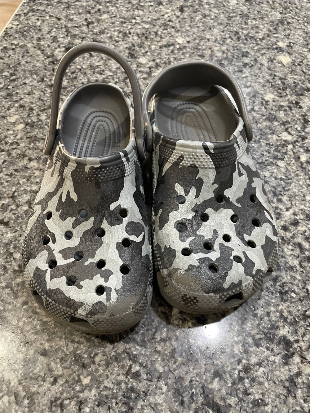 Kids Camouflage Clog Shoes - Gray/Black